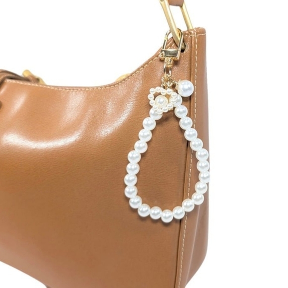 Faux Pearl Purse Charm Key Chain - Picture 4 of 4